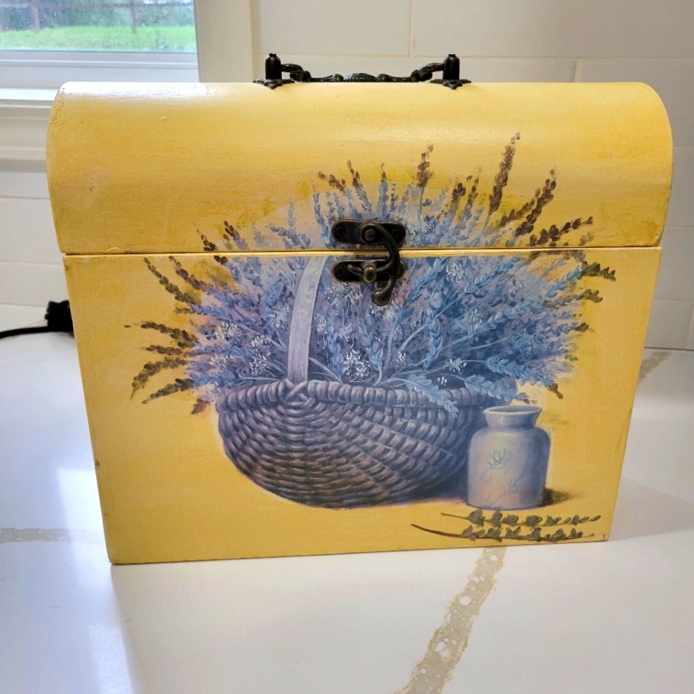 Vintage Floral Decorative Box